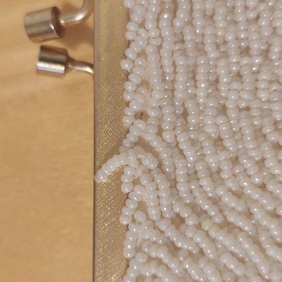 Richere by Walborg Off White Mid Century Modern Beaded Wristlet Clutch Handbag - Picture 5 of 16